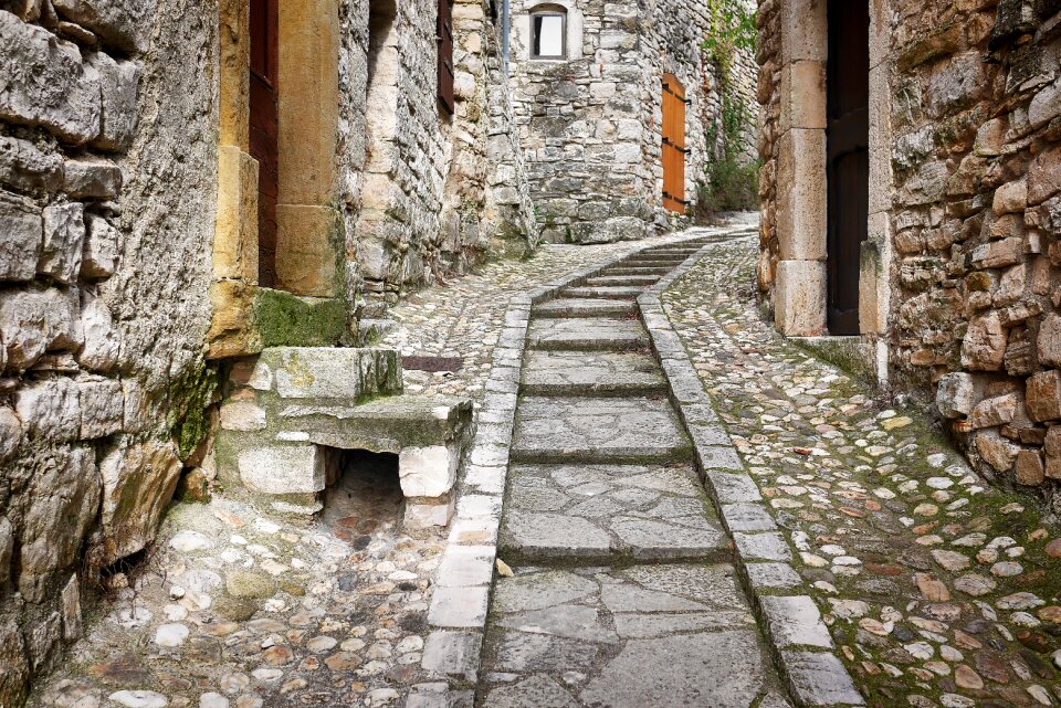 Antiquity travel france