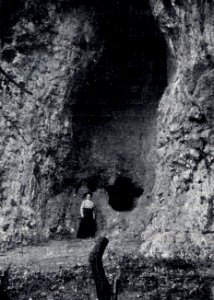 Remete-hegyi-kőfülke 001