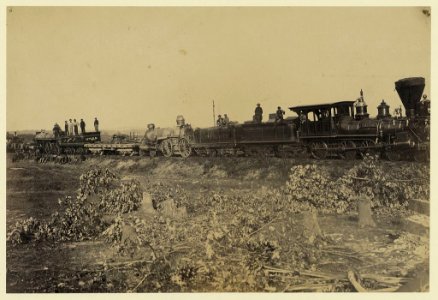 Remains of wreck on the track, ready for transportation to Alexandria. This train was thrown from the track by the Rebels LCCN2005696868