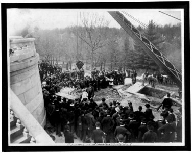 Removal of Lincoln's body LCCN2002719451