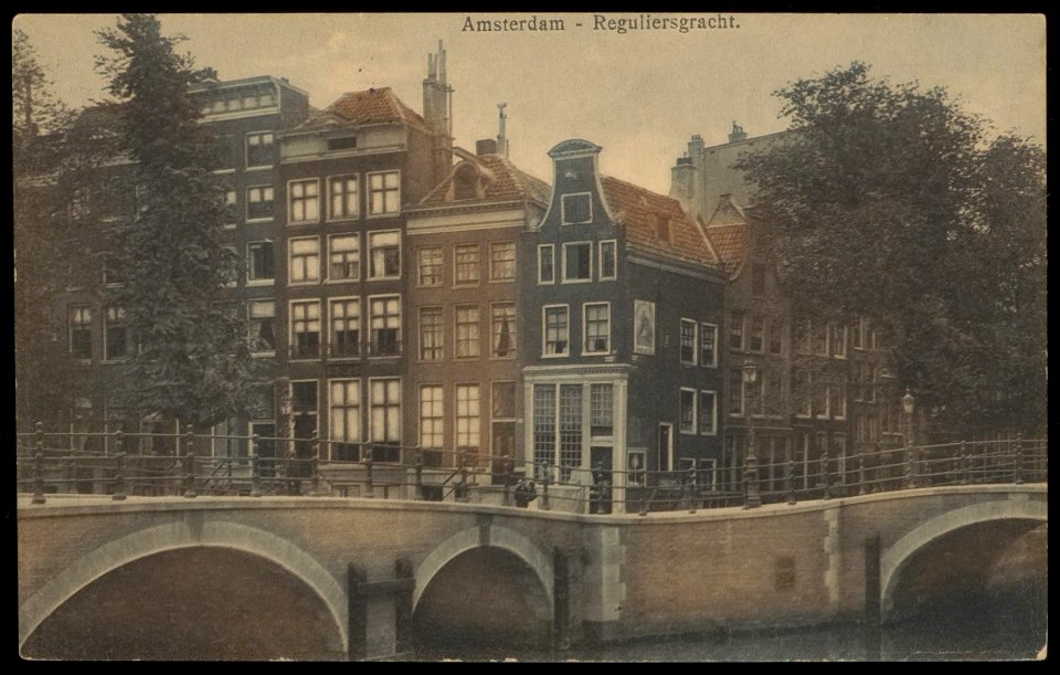 Reguliersgracht hoek Prinsengracht. Uitgave Brouwer & De Veer, Amsterdam, Afb PBKD00260000001