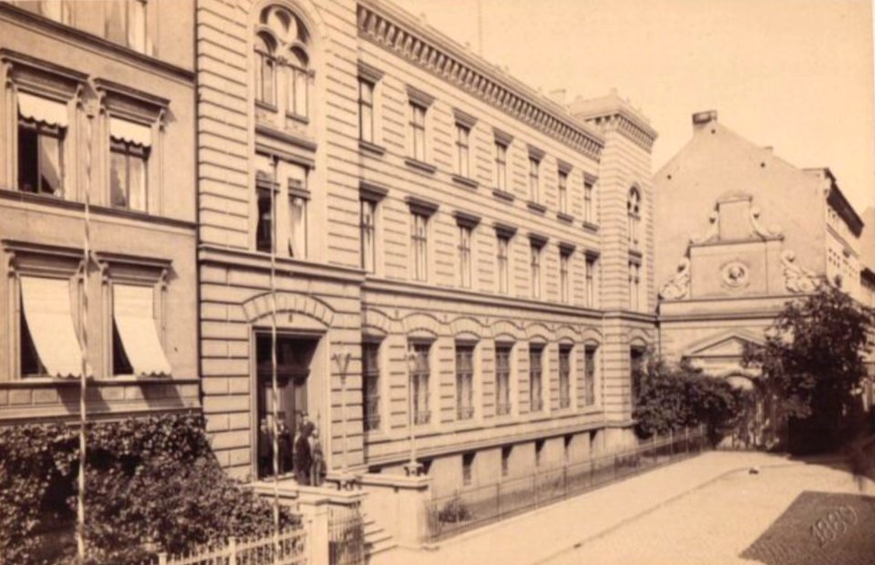Reichsbank und Guericke Giebel Gr Münzstraße