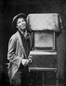 Rejlander, Oskar Gustav - »Einen Penny bitte« (Zeno Fotografie)