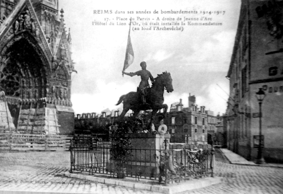Reims Cathedral, after bombardment, 1914-1917 (31846735744)