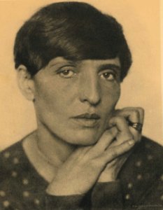 Renée Sintenis 1930, by Hugo Erfurth