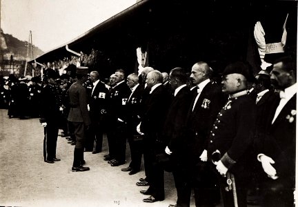 Reise Ihrer Majestäten a.d.Isonzofront, Istrien, Kärnten, Vorarlberg.1-6.VI.1917. (BildID 15565478)
