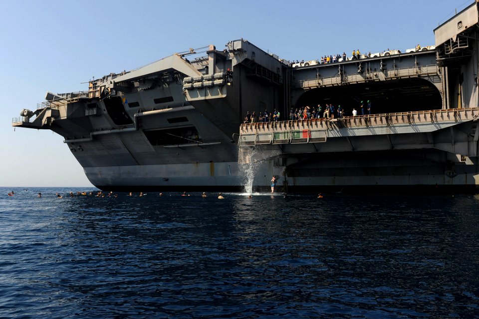 Replenishment at sea 130512-N-GC639-107