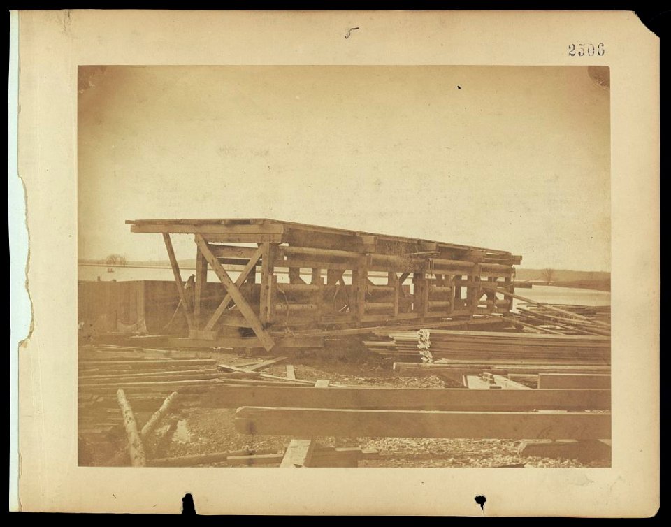 Represents the platform on which the bottoms of the arks are constructed LCCN2005696797