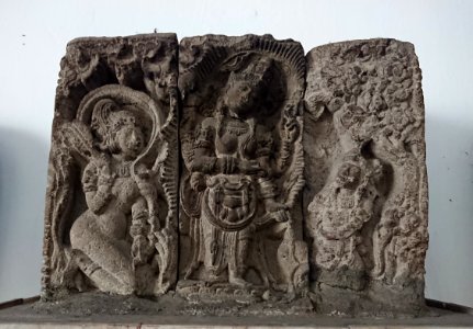 Relief of Sudhamala Statue 3563 (397a)