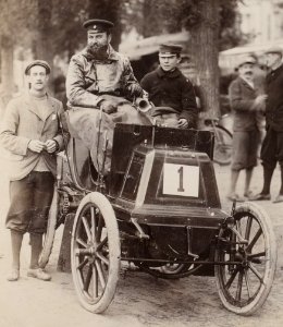 René de Knyff, vainqueur du Paris-Bordeaux 1898