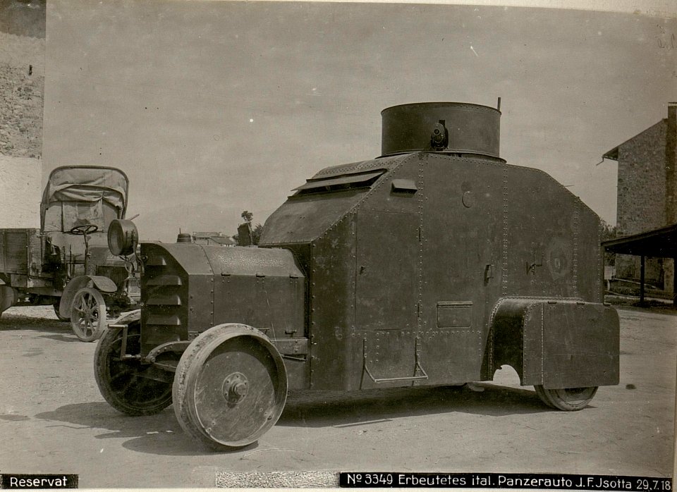Reservat Erbeutetes ital. Panzerauto J.F.Isotta 29.7.18. (BildID 15621183)