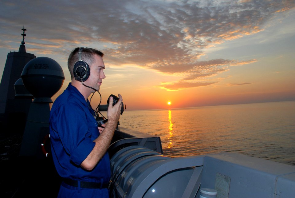 Replenishment at sea 121017-N-BB534-022