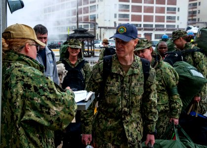 Reserve Sailors Deploy Aboard USNS Comfort (49754437492)