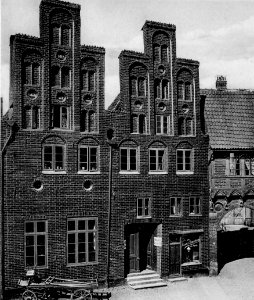 RenaissanceBurgstr4HL