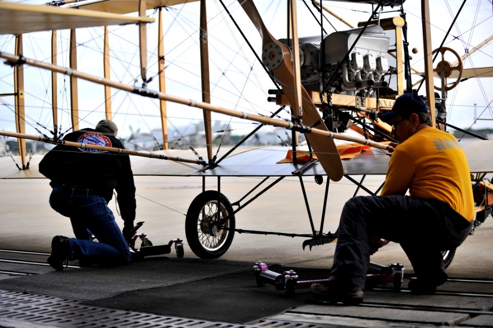 Replica Curtis bi-plane lands at Naval Station Norfolk DVIDS336947