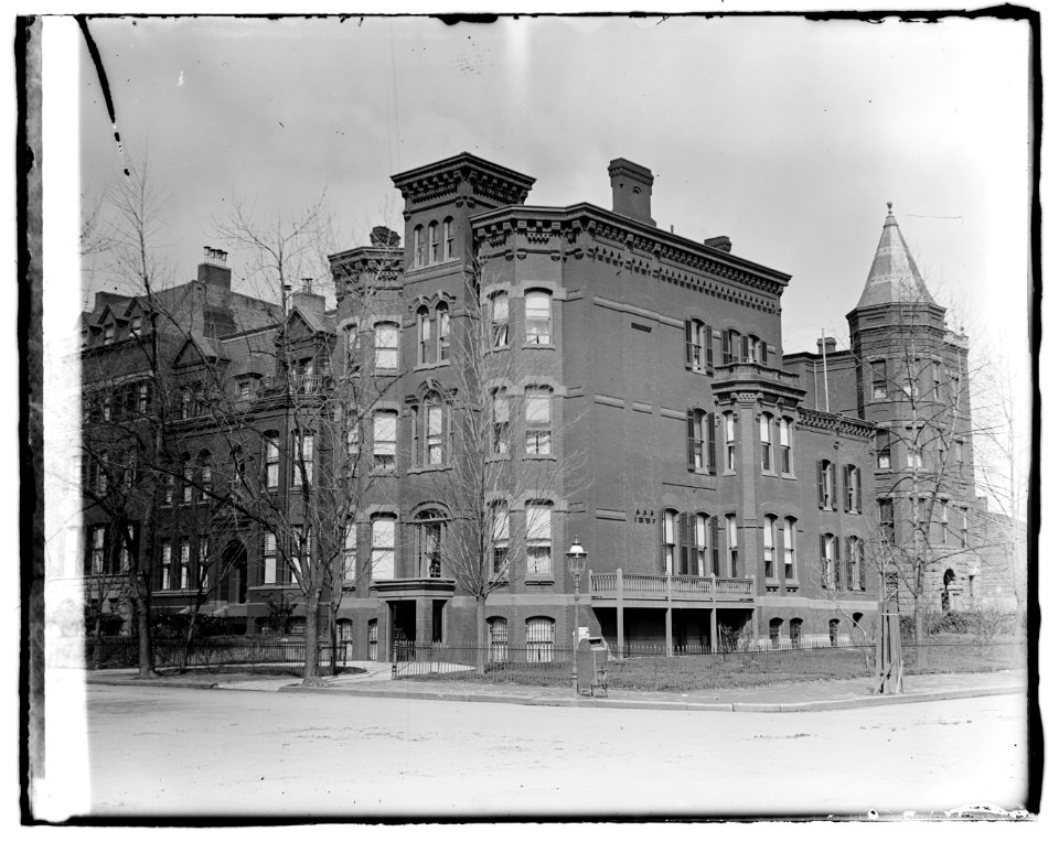 Residence of Russel A. Alger, 1601 K LOC npcc.00078