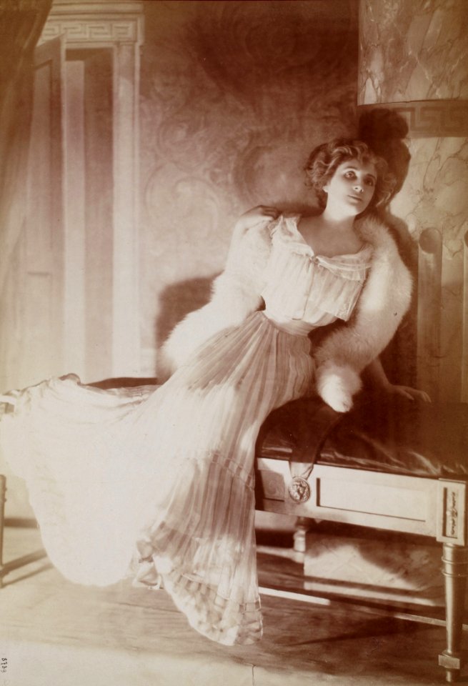 Renée Desprez, btv1b8596946r-p004