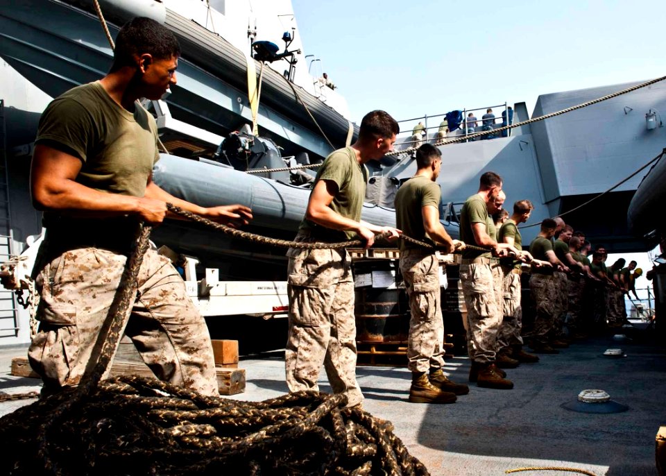 Replenishment at sea 120907-N-XK513-005