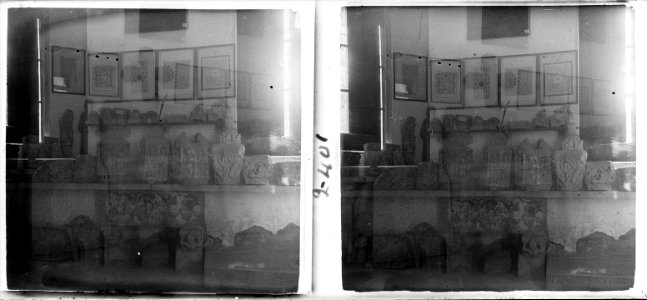 Restes de creus conservades al museu diocesà de Lleida