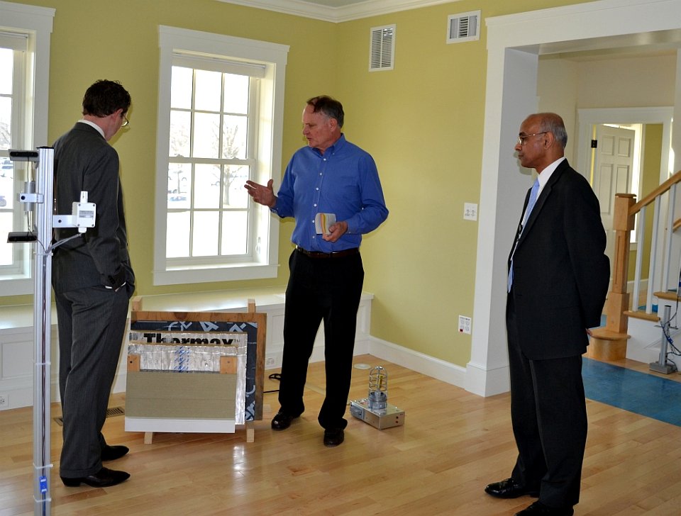 Representative Massie Tour -4 (8683902232)