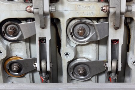 Inlet vanes variable