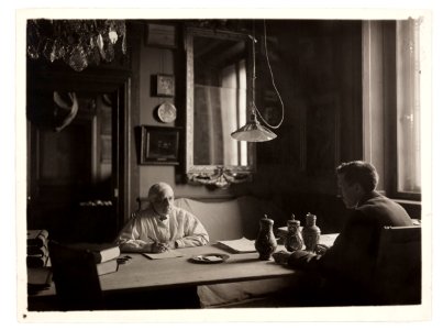 Reprofotografier av porträtt, till utställningen Huset som tiden glömde - Hallwylska museet - 87791