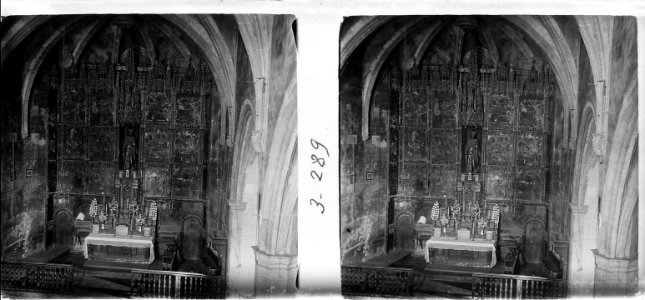 Retaule de l'altar major d'una església de Vilassar de Dalt