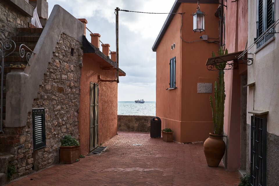 House sea water