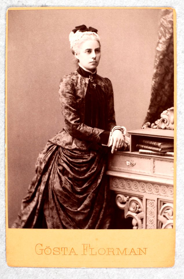 Reprofotografier av porträtt, till utställningen Huset som tiden glömde - Hallwylska museet - 87789