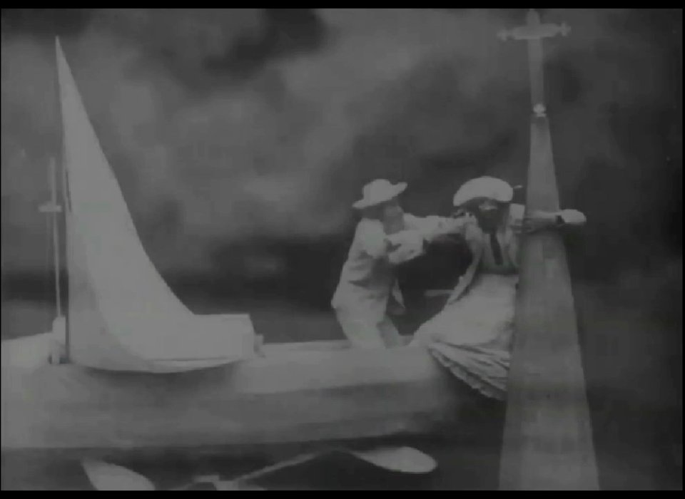 Rescued in Mid Air (1906) screenshot 3
