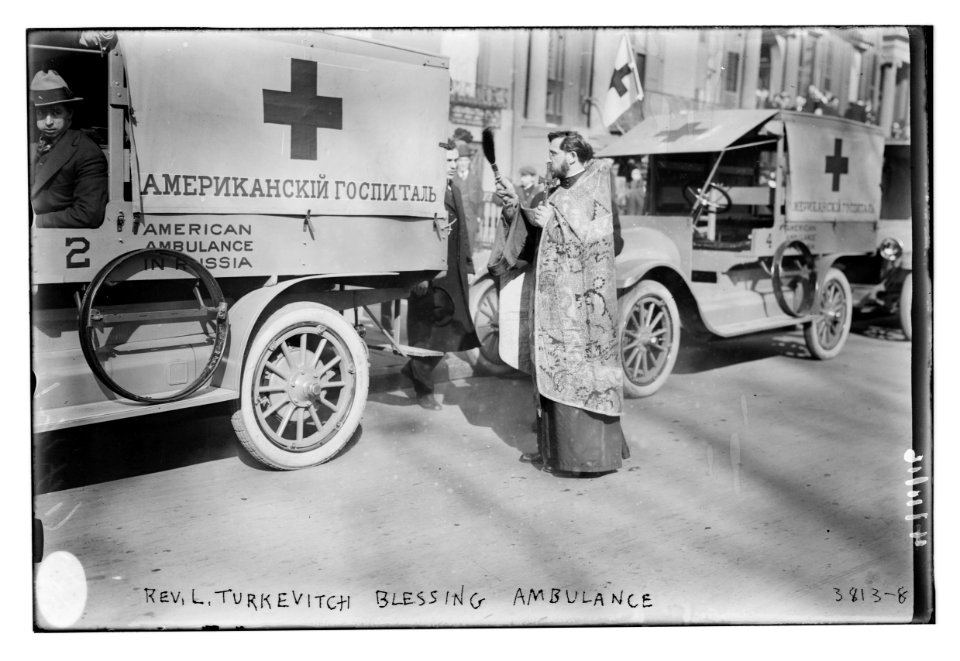 Rev. L. Turkevitch blessing ambulance LCCN2014701380