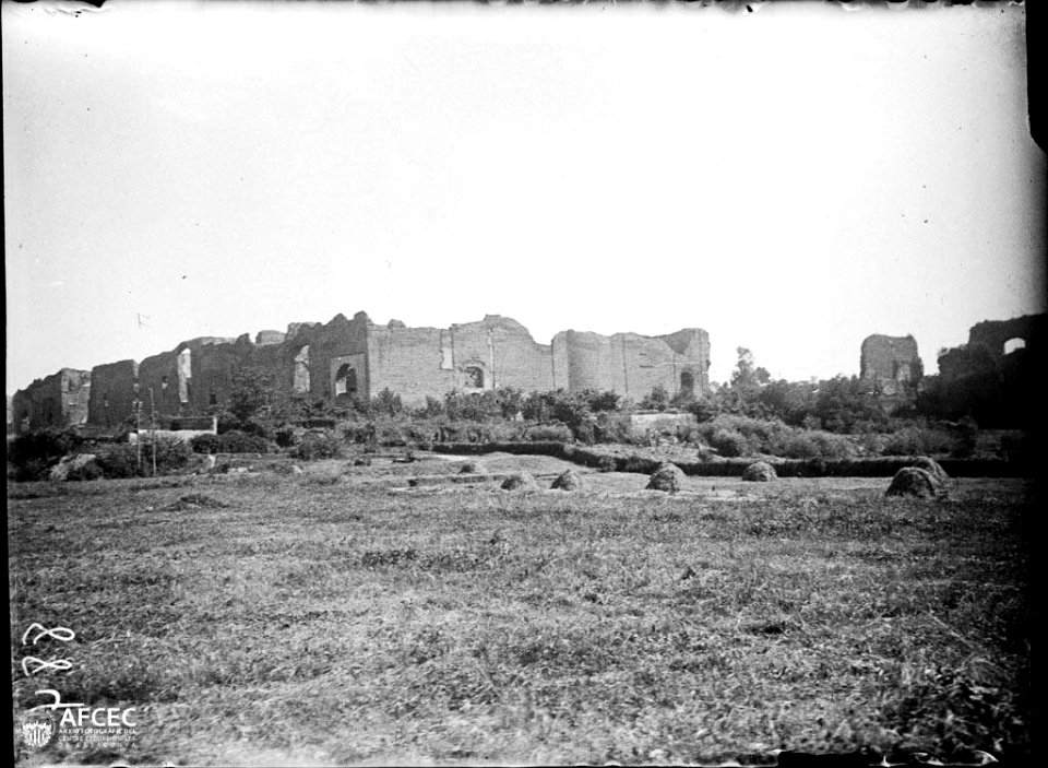 Restes arqueològiques als afores de Roma (AFCEC MORELLO A 0884)