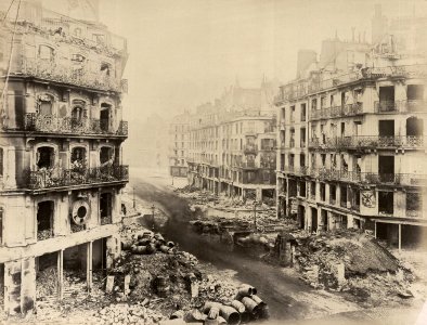 Restes de barricade, rue de Rivoli