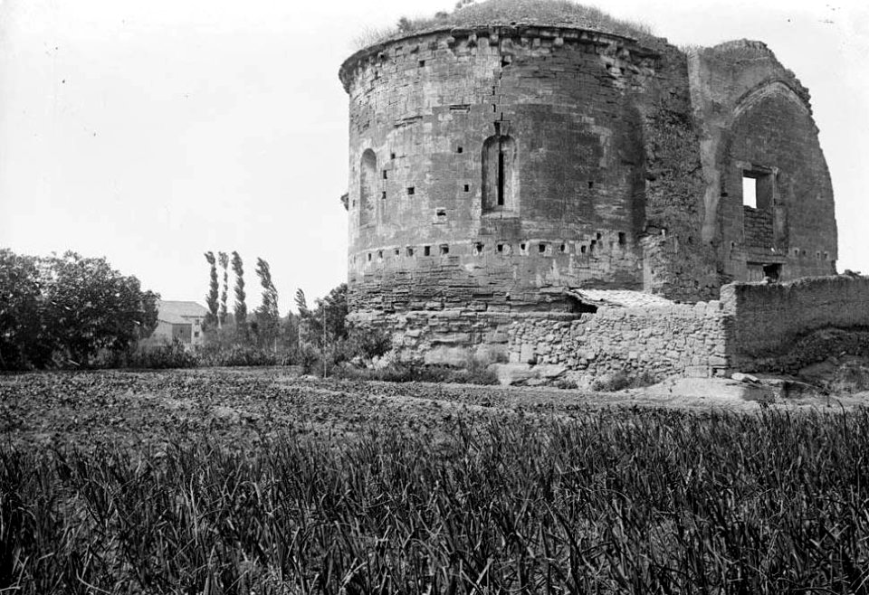Restes de l'església de Sant Ruf prop de Lleida (cropped)