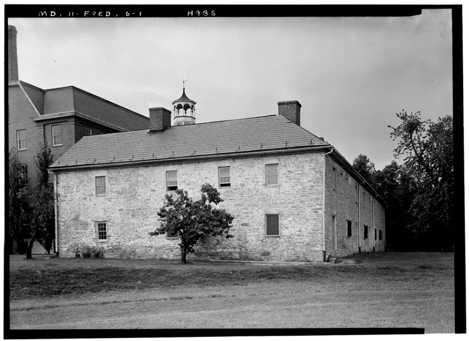 Revolutionary Barracks, 242 South Market Street, Frederick 081685pv