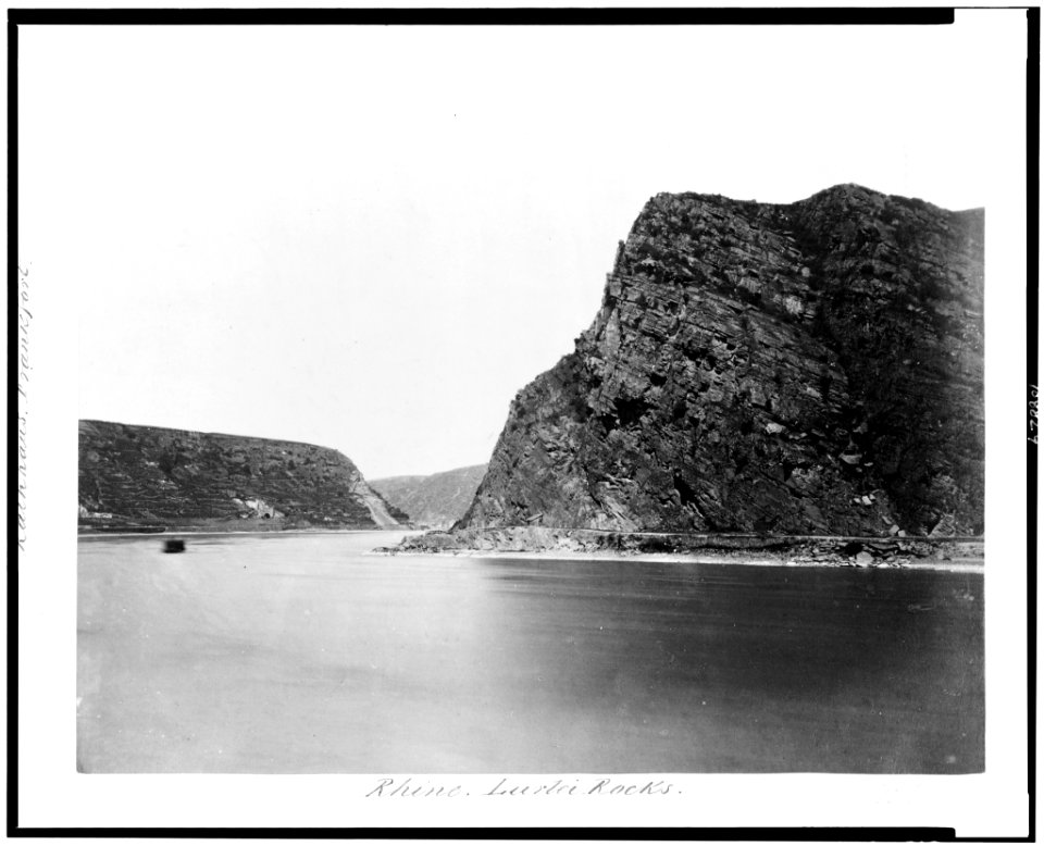 Rhine. Lurlei rocks LCCN94513864