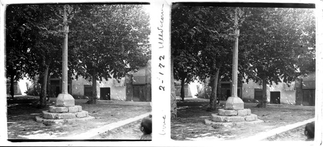 Revers de la creu a la plaça d'Ulldecona