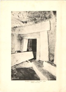 Richard Ellis, Hal Saflieni Hypogeum (passage in lower storey)