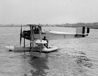 Richard E Byrd with Vought VE-7 1925
