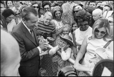 Richard M. Nixon speaking to people upon arriving at Andrews Air Force Base, Camp Springs, Maryland. - NARA - 194729 photo