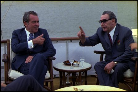 Richard M. Nixon and Leonid Brezhnev aboard the Sequoia - NARA - 194518