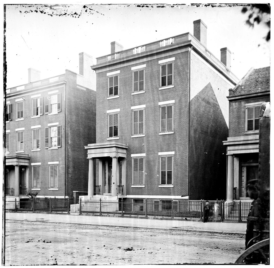 Richmond va residence of gen robert e lee