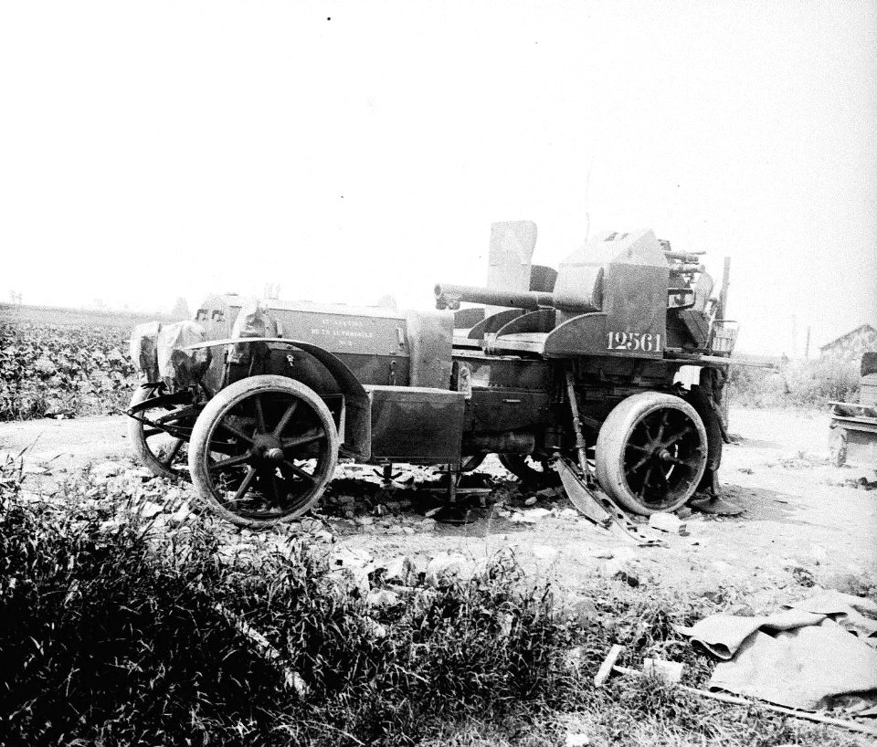 Revigny. Auto-canon (27e section) pièce de 75 - Fonds Berthelé - 49Fi949 (cropped)