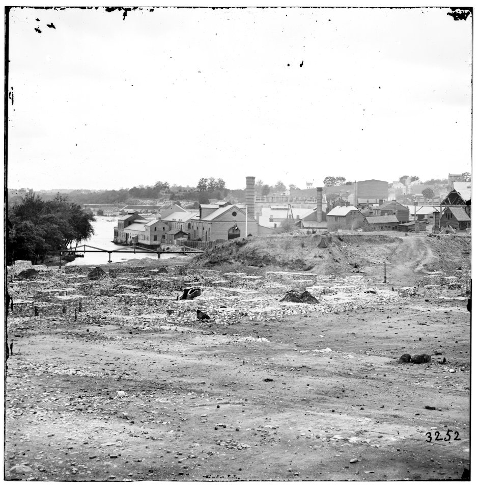 Richmond, Virginia. Tredegar Iron Works, with footbridge to Neilson's Island LOC cwpb.02693