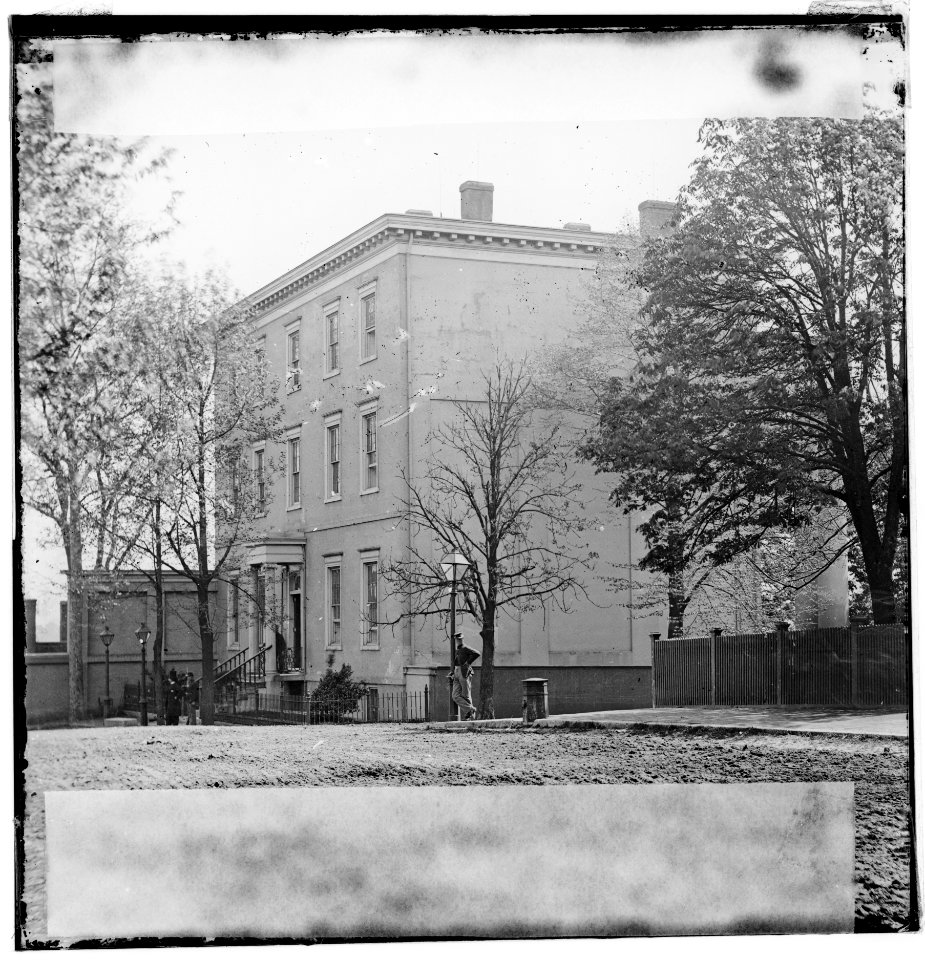 Richmond, Va. Residence of Jefferson Davis (1201 East Clay Street); a closer view LOC cwpb.02920
