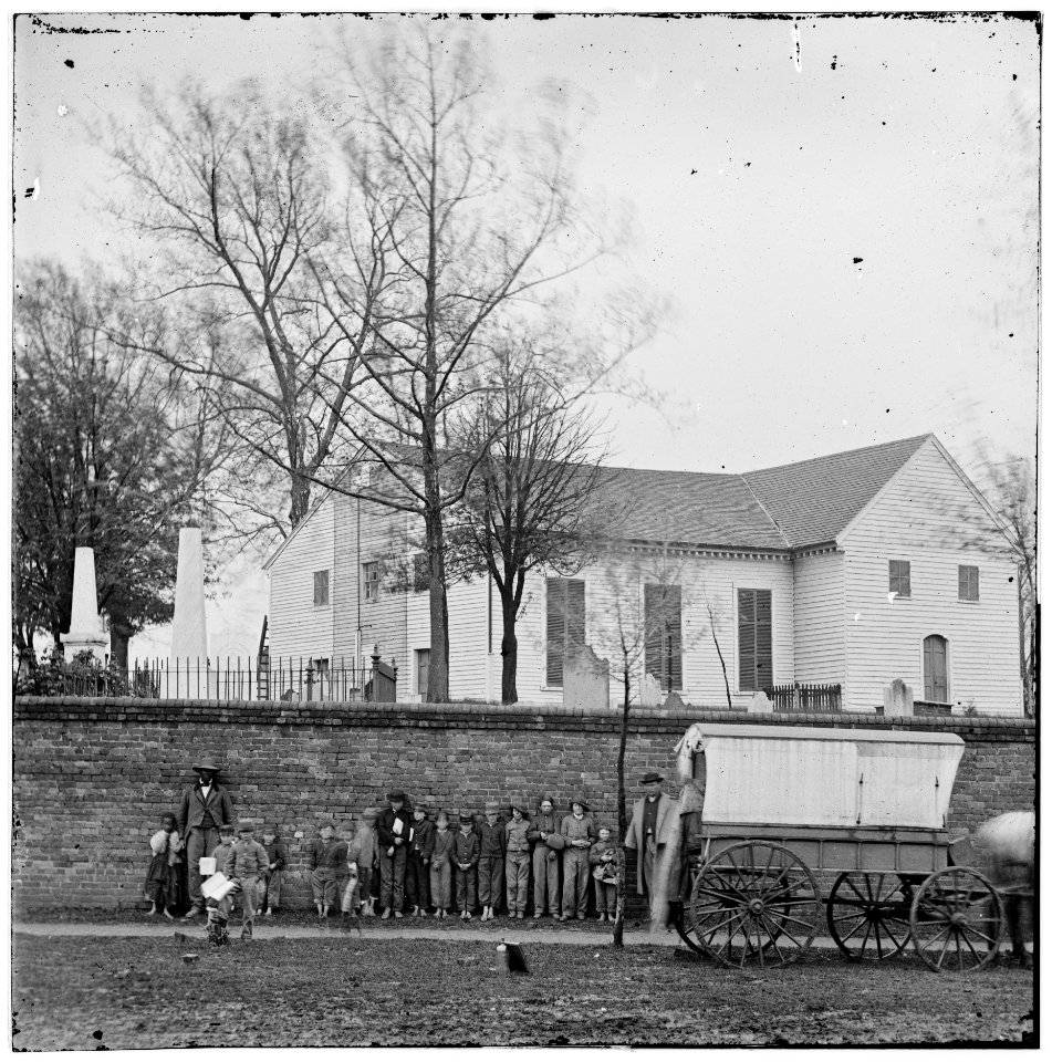 Richmond, Va. St. John's Church and graveyard from street LOC cwpb.02900