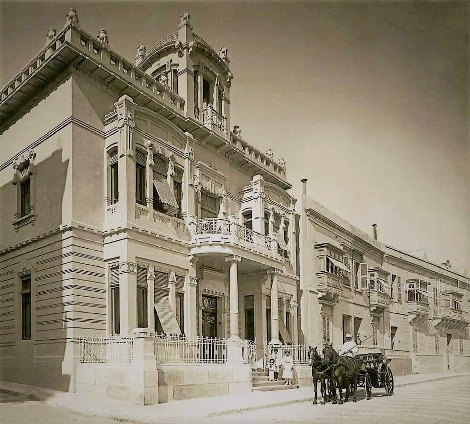 Richard Ellis, Casa Said