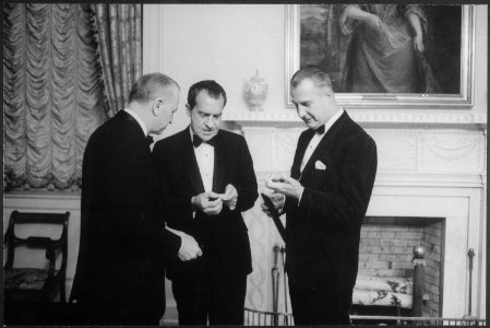 Richard M. Nixon at the National Association of Realtors convention in Washington D.C. - NARA - 194599 photo