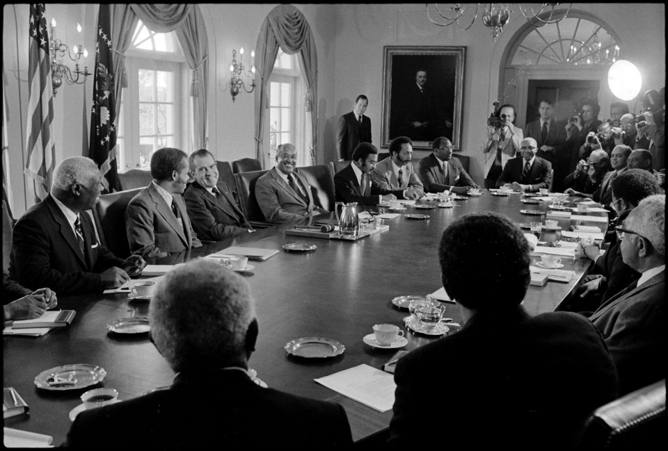 Richard M. Nixon meeting with a group of Presidents of black colleges and universities. - NARA - 194557