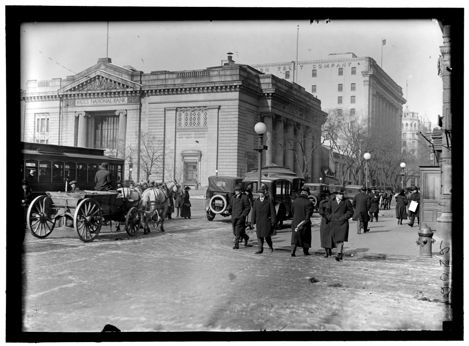 Riggs National Bank, G Street, Washington, D.C. LOC hec.10323